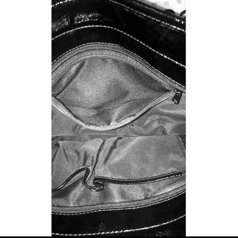 Bag - Picture 2 of 2